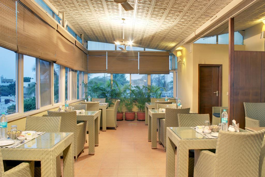 Апарт отель Justa Indiranagar Бангалор Экстерьер фото